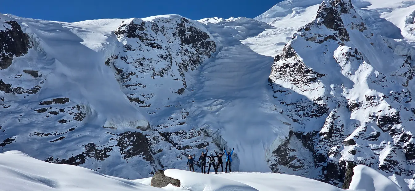 Учасники Second Wind із протезуванням піднялися на Mera Peak 6476 метрів - Друге Дихання